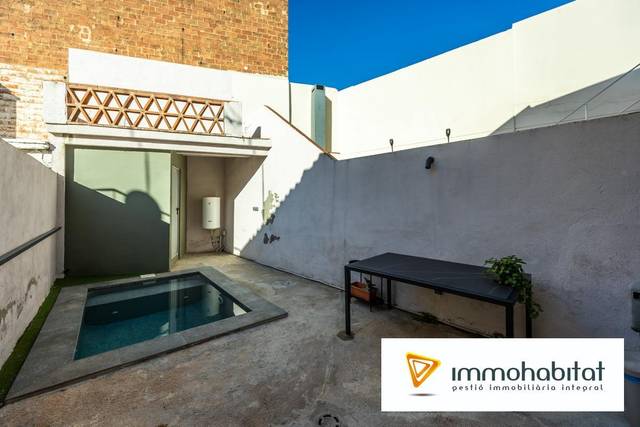 Casa-chalet en Venta en Gràcia