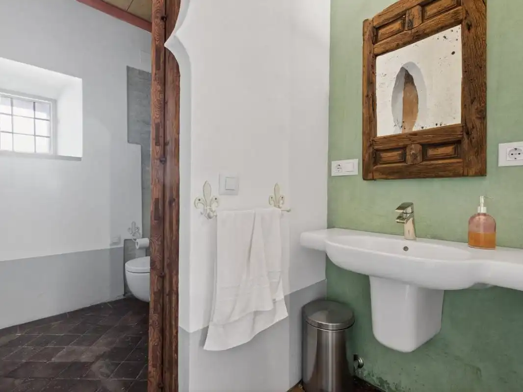 Bathroom of Houses for sale in Carmona  with Heating, Storage room and Swimming Pool
