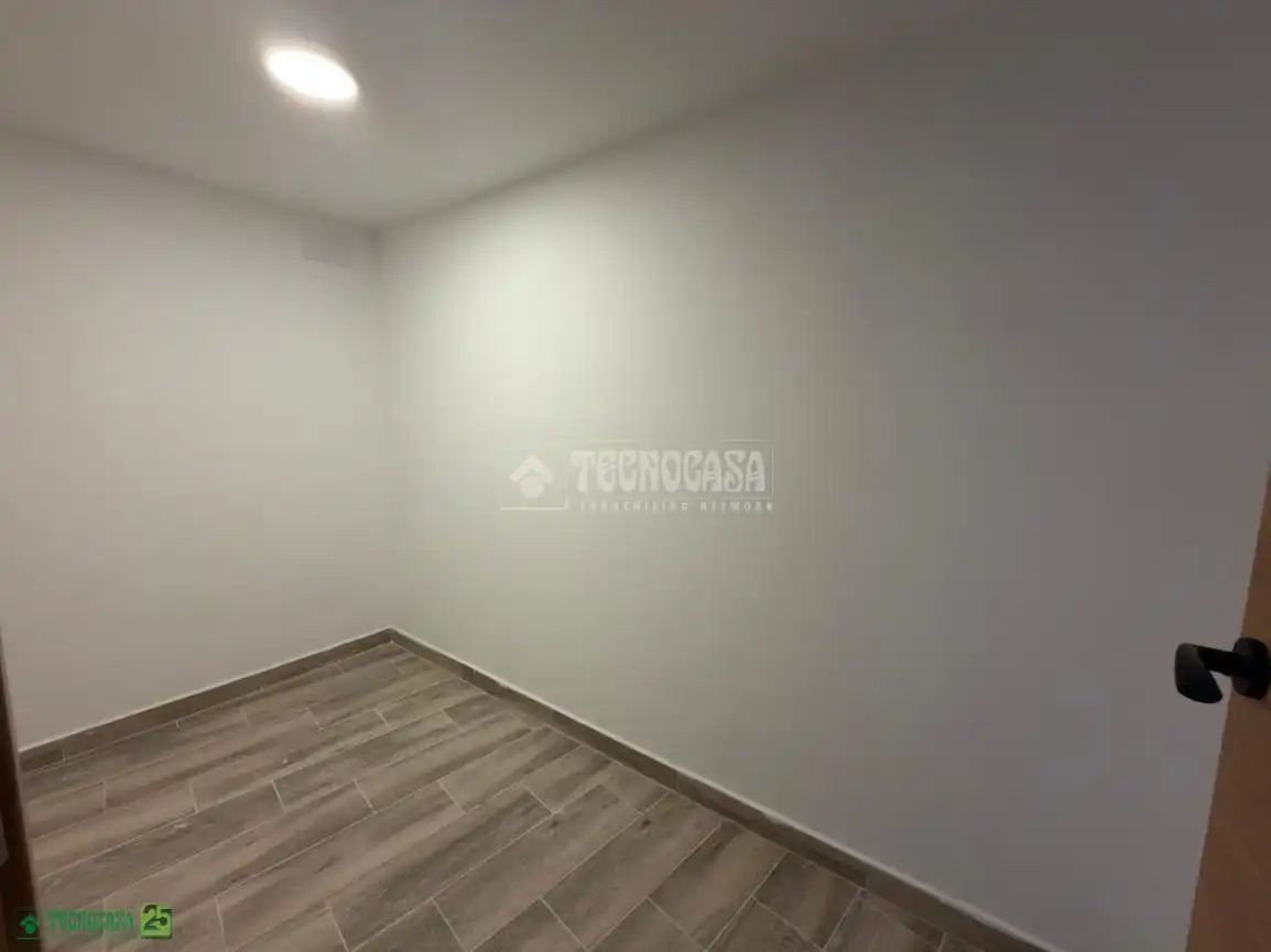 Casa adosada en venta en El Romeral con Terraza
