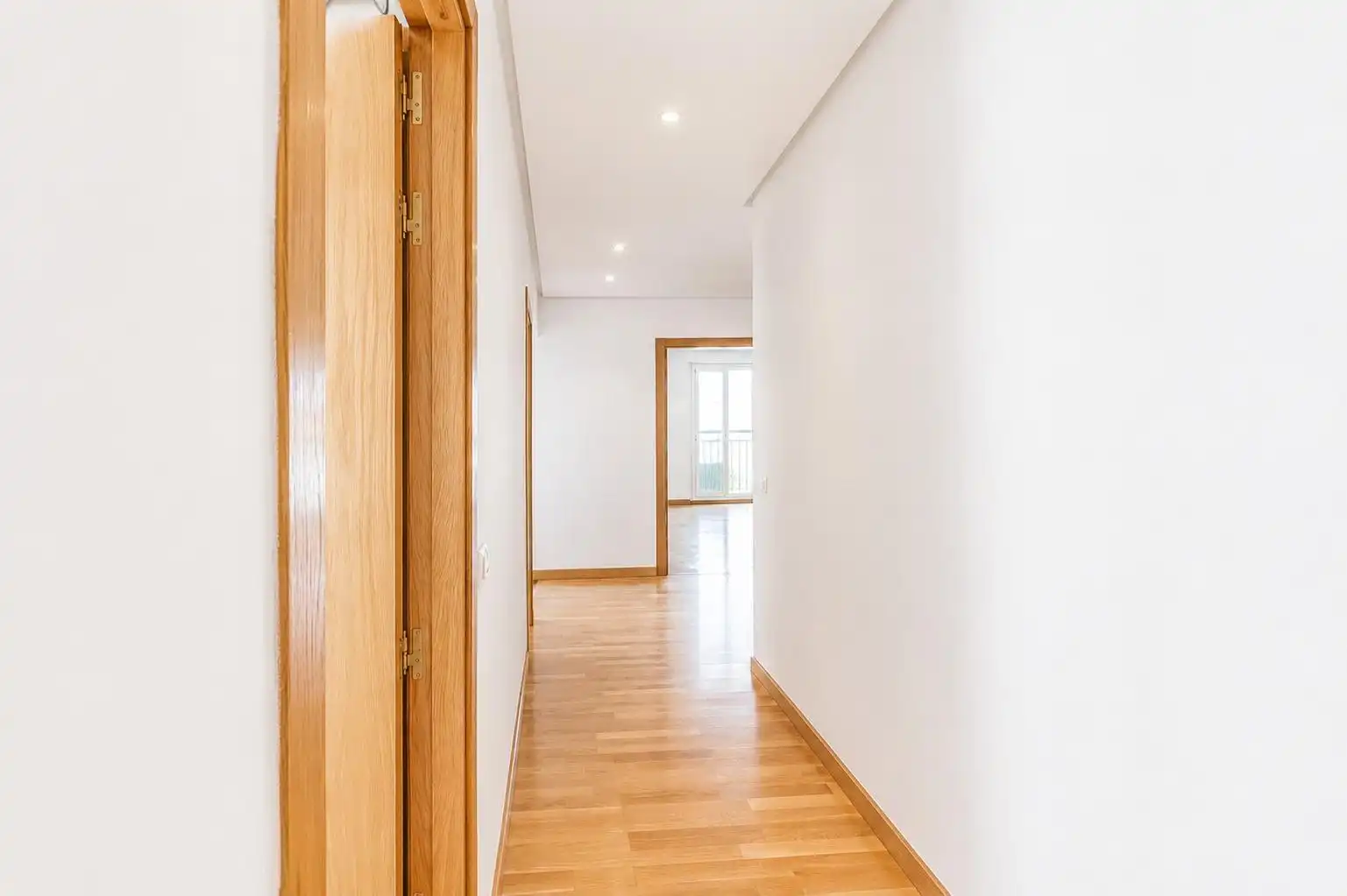 Flat for rent in Madrid  with Air Conditioner, Heating and Parquet flooring