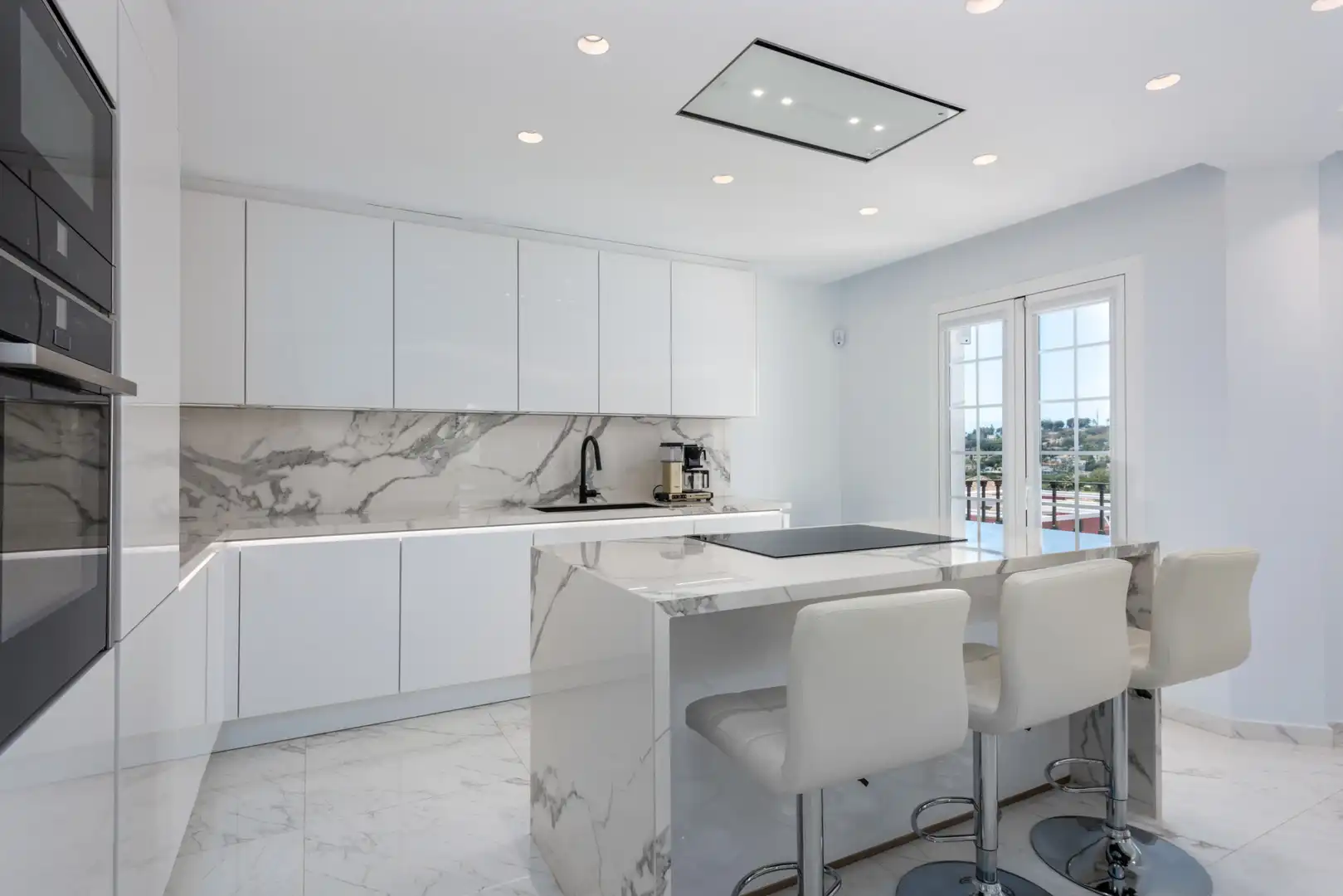 Cocina de Casa adosada en venta en Marbella con Aire acondicionado, Jardín privado y Terraza