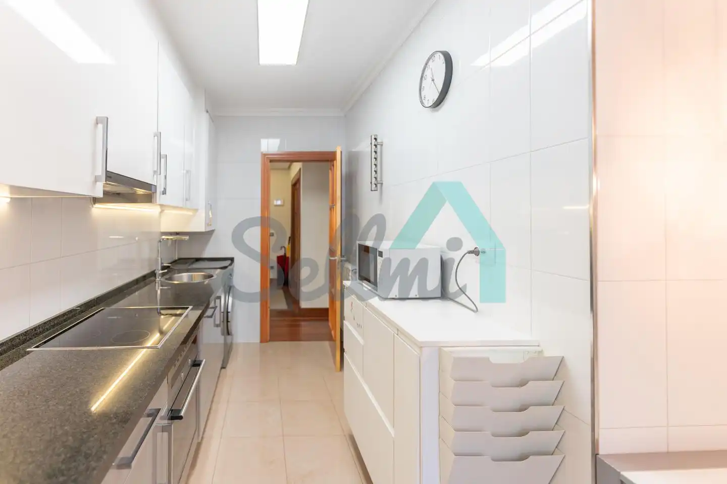 Kitchen of Flat for rent in Oviedo   with Heating, Parquet flooring and Furnished