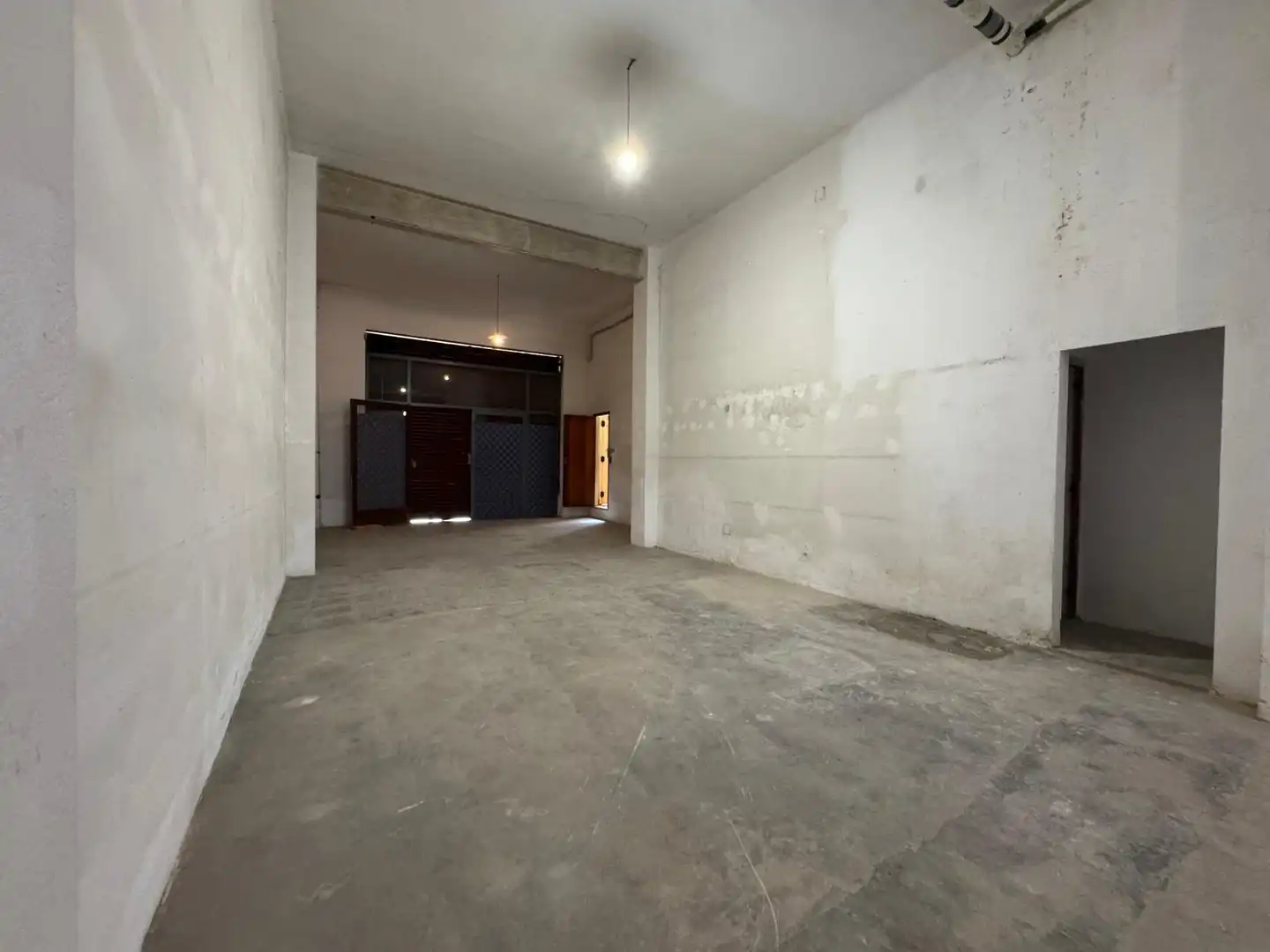 Business premises for sale in Carrer Pujades, imagen 2