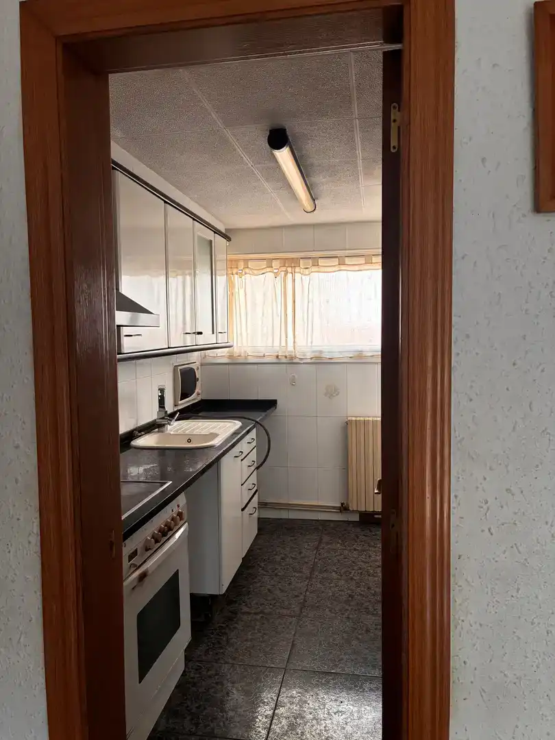 Cuina de Pis en venda en Manresa amb Aire condicionat i Balcó