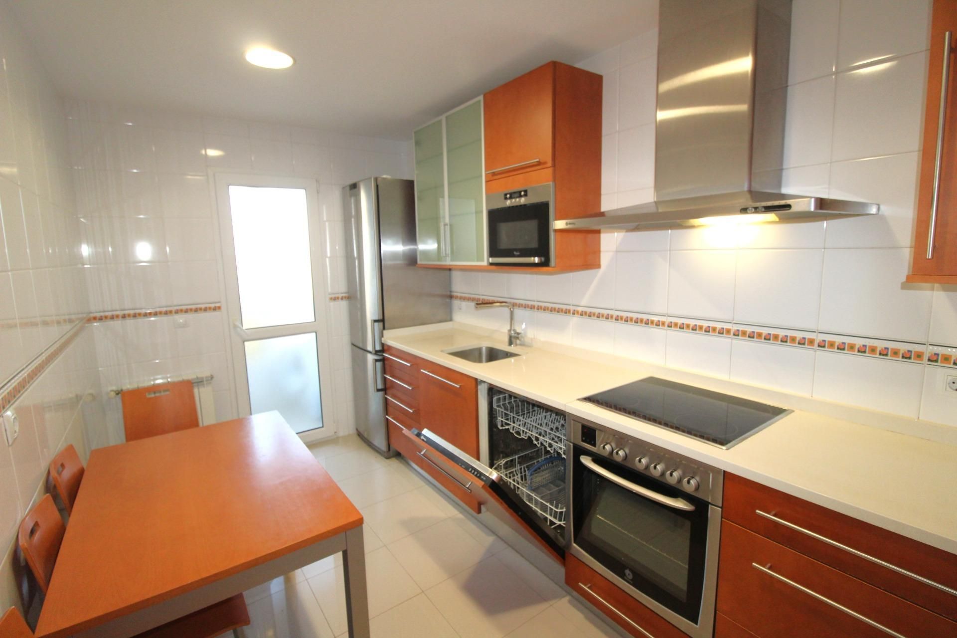 Kitchen of Flat to rent in Lugo Capital  with Heating, Private garden and Storage room