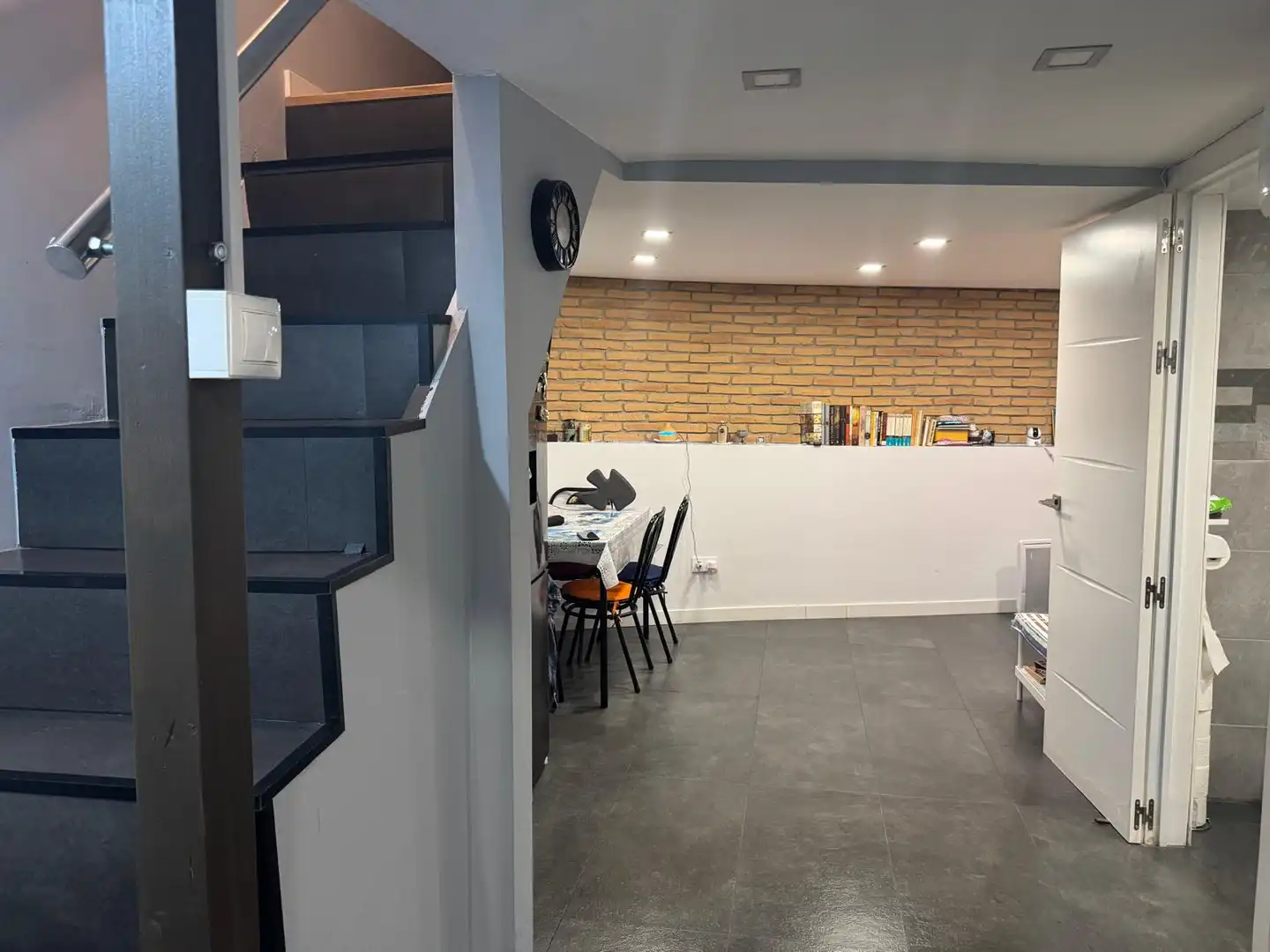 Planta baja en venta en L'Hospitalet de Llobregat con Aire acondicionado