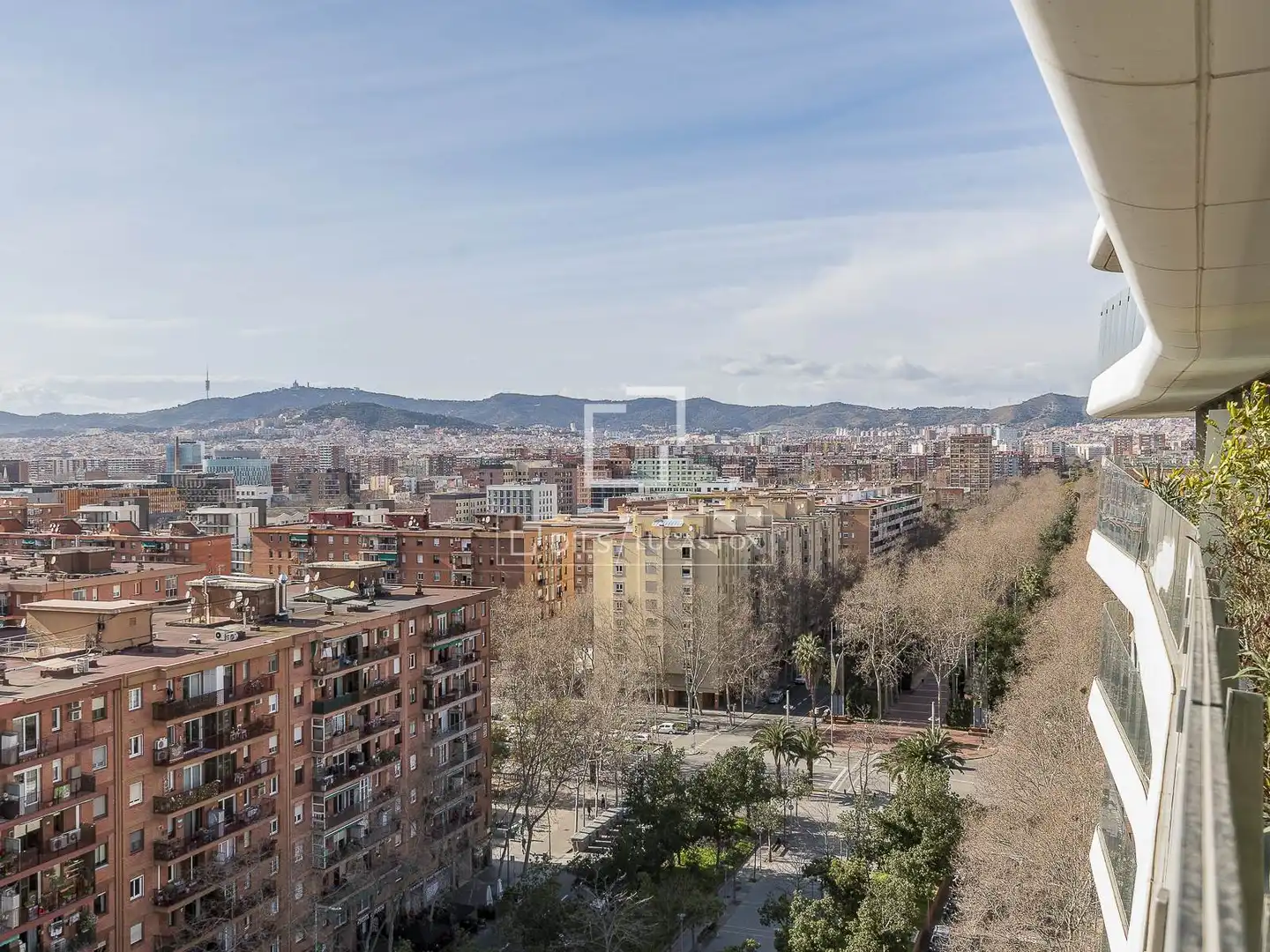 Vista exterior de Pis en venda en Barcelona amb Aire condicionat, Calefacció i Parquet