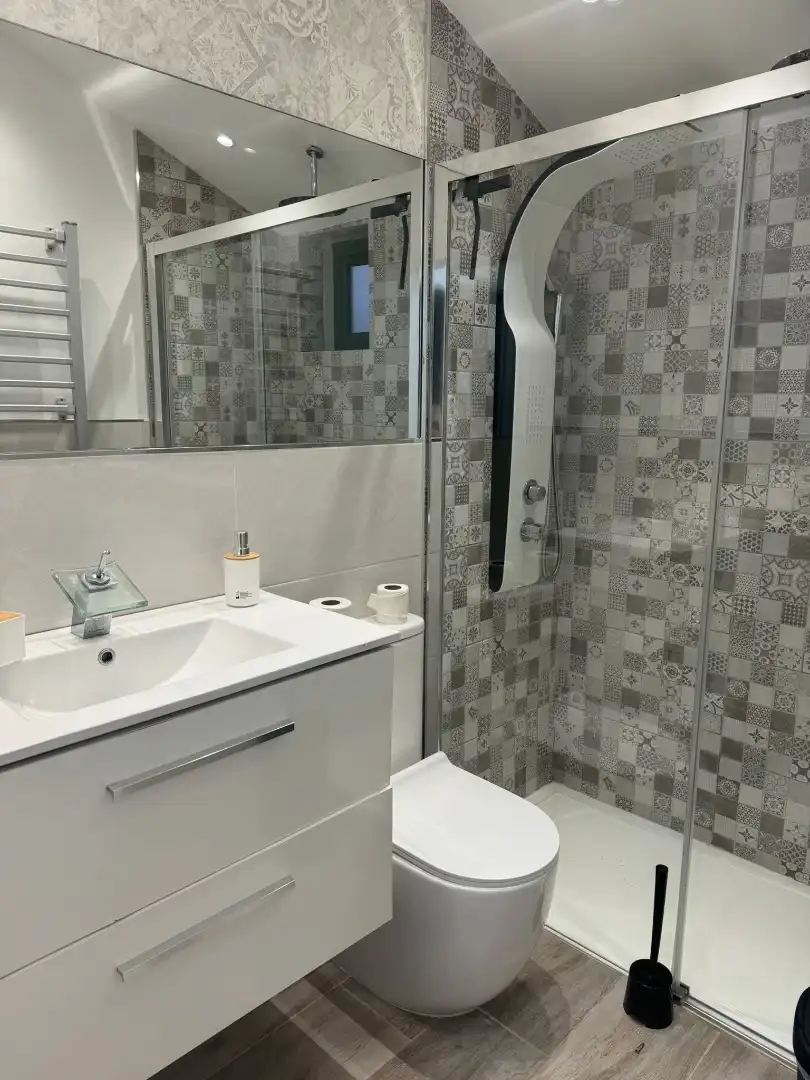 Baño de Casa o chalet de alquiler en San Bartolomé de Tirajana con Aire acondicionado, Jardín privado y Terraza