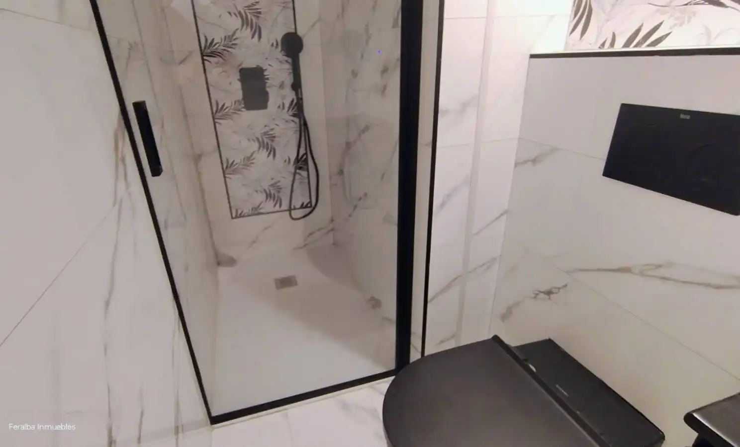 Baño de Piso en venta en Madrid con Aire acondicionado, Calefacción y Amueblado
