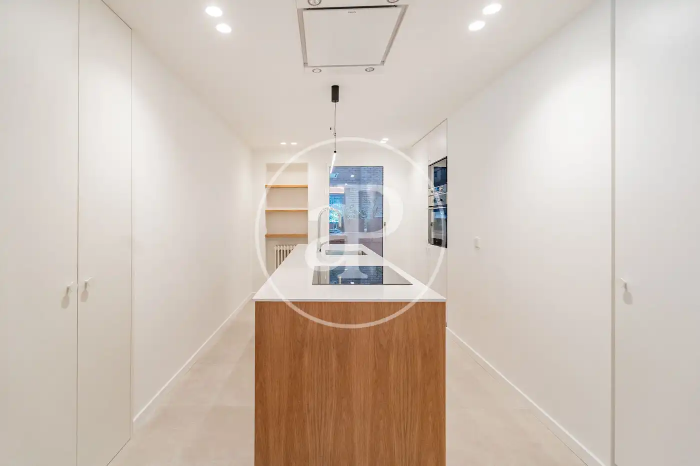 Cocina de Piso en venta en Madrid con Aire acondicionado, Calefacción y Jardín privado