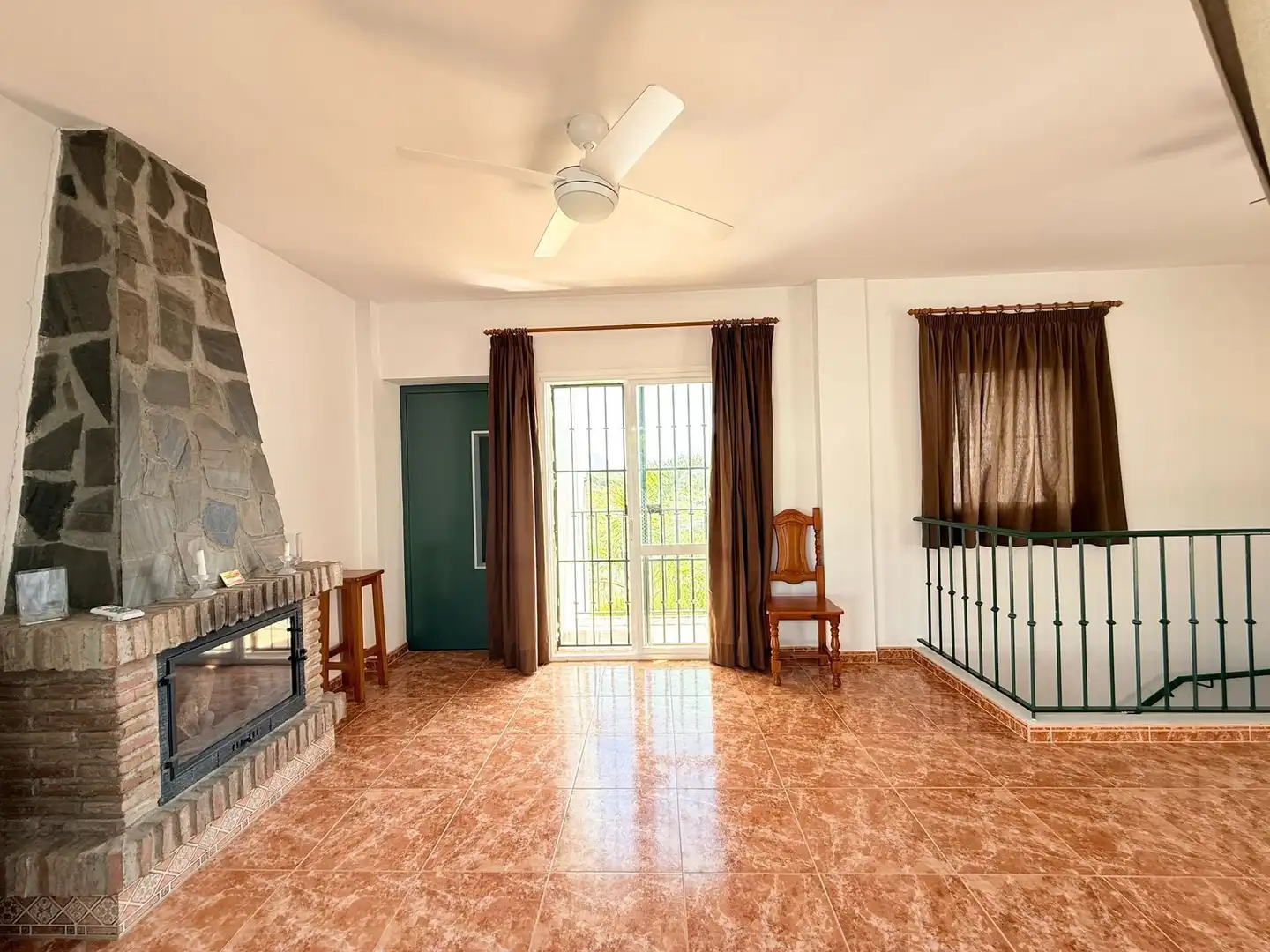 Dúplex en venta en Nerja con Jardín privado, Trastero y Piscina comunitaria