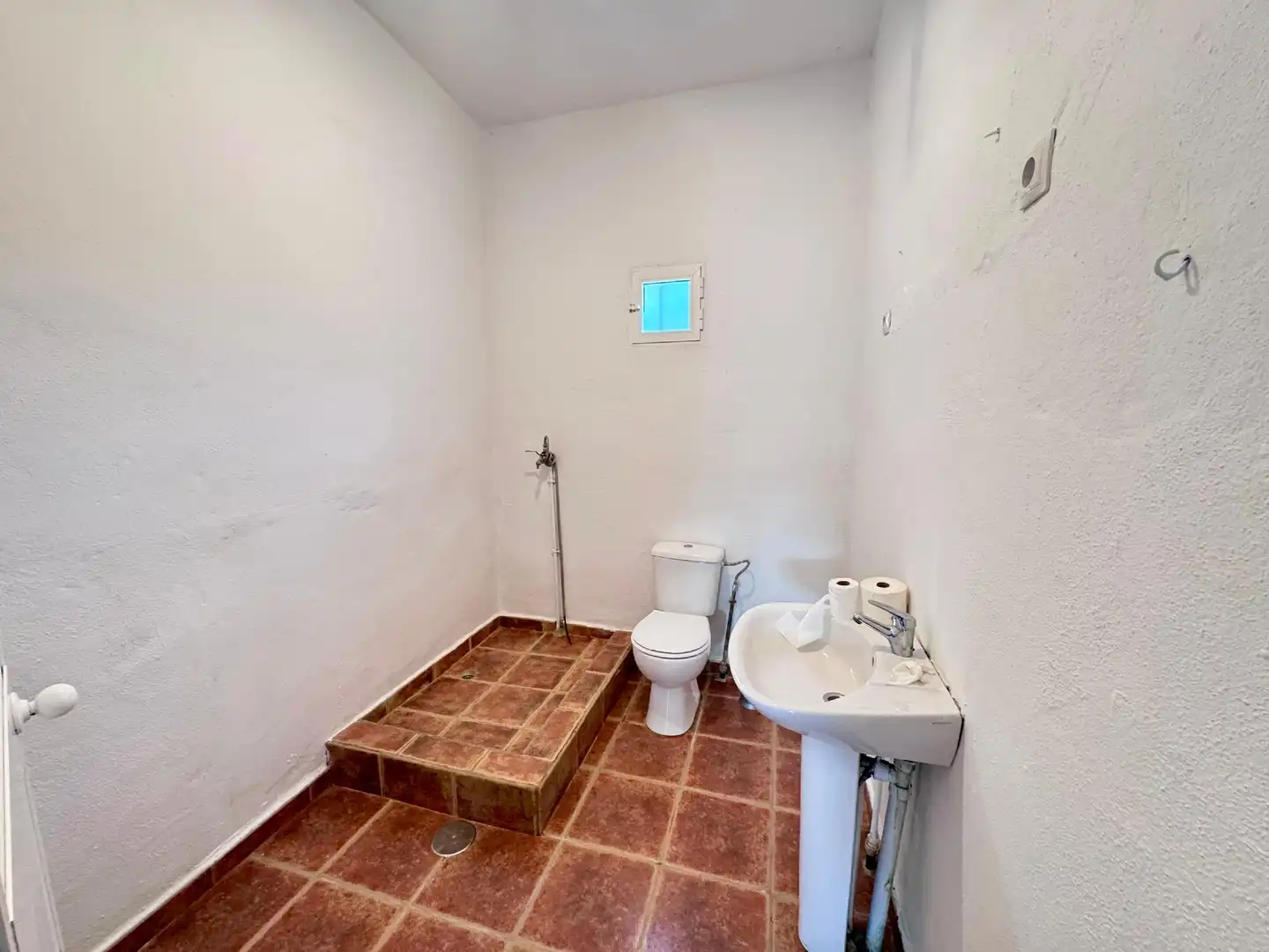 Baño de Finca rústica en venta en Cártama con Aire acondicionado, Jardín privado y Piscina