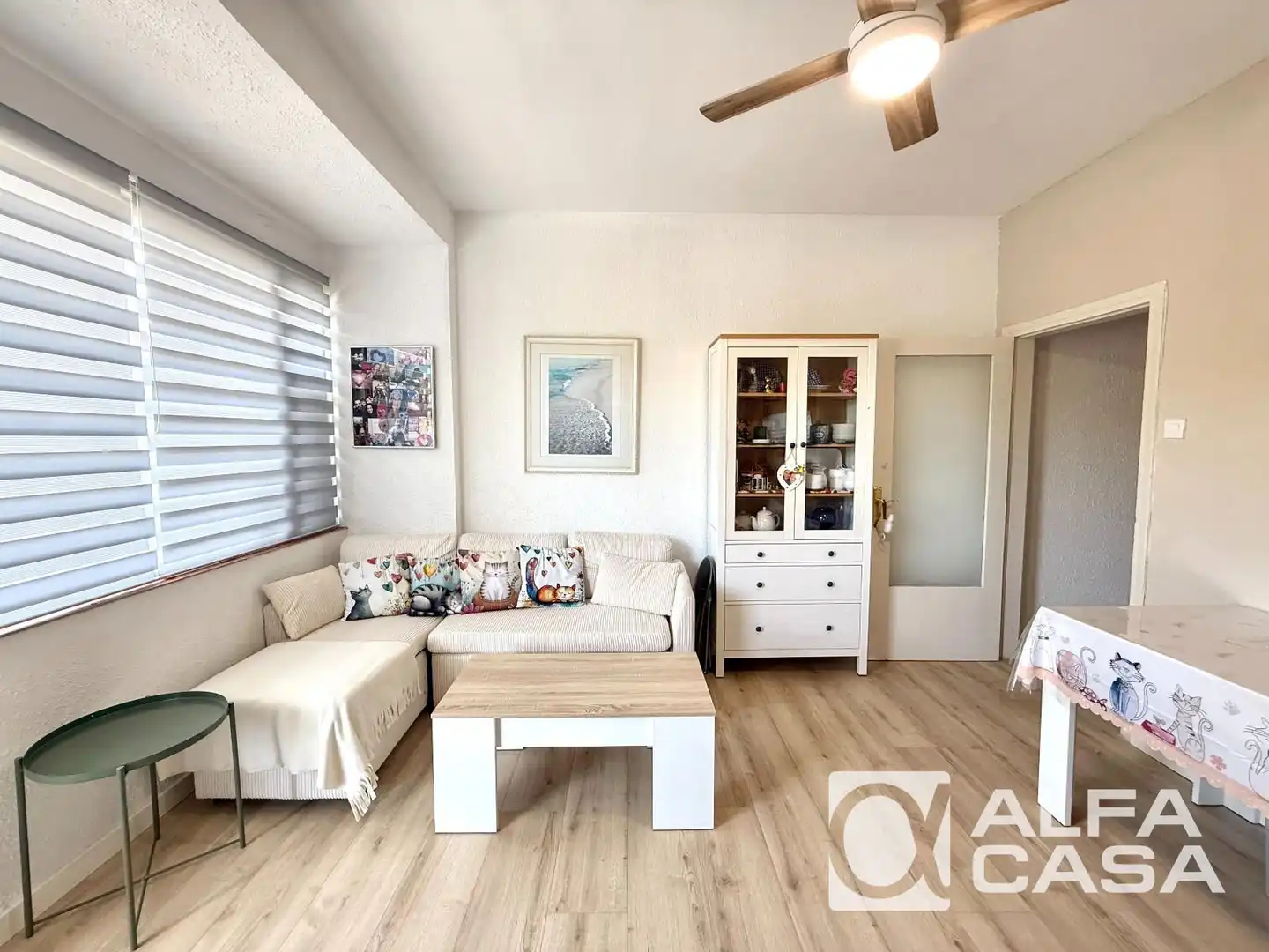 Wohnzimmer von Wohnung zum Verkauf in Lloret de Mar mit Parkett, Terrasse und Ofen