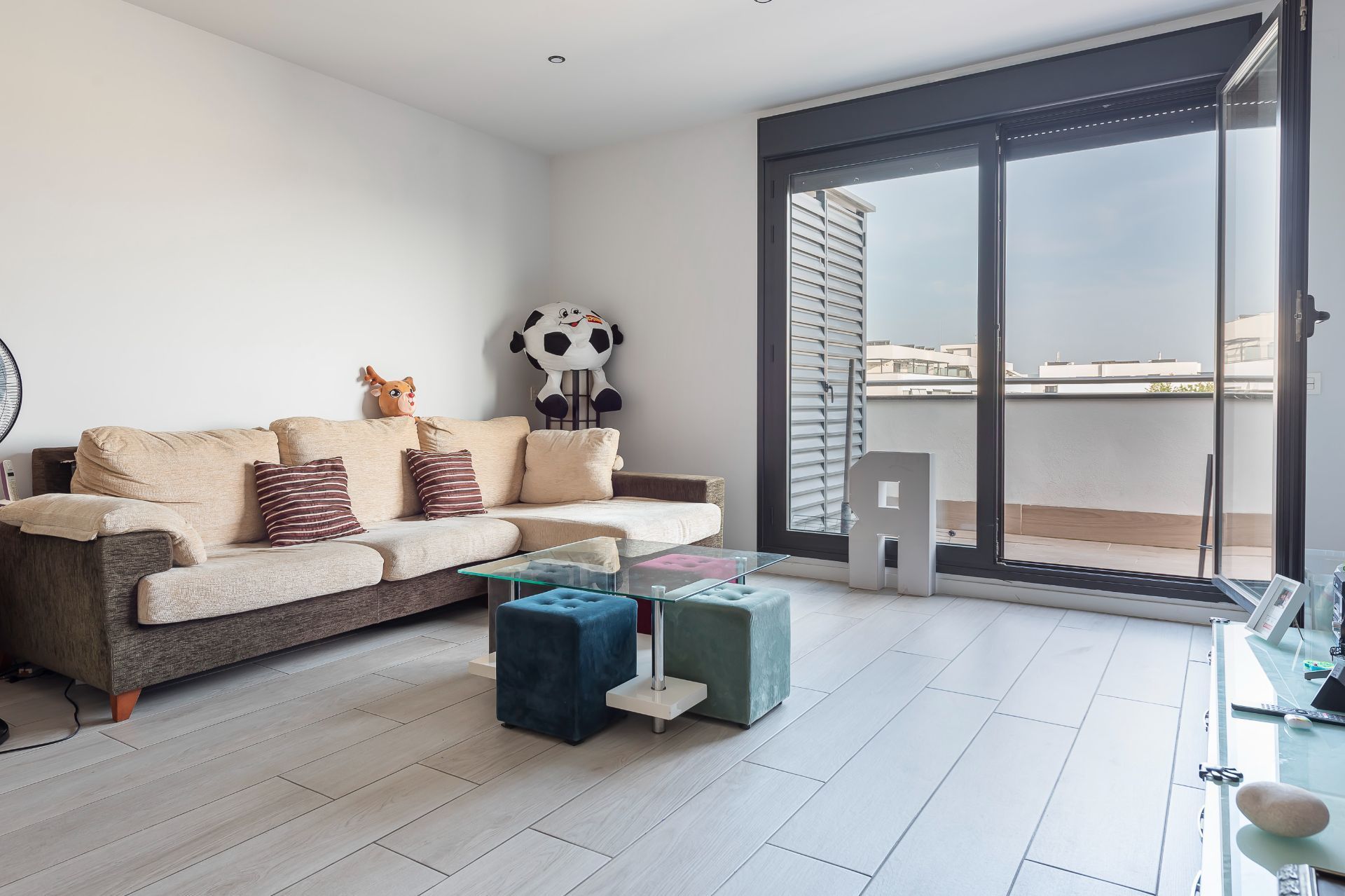 Sala de estar de Ático en venta en Rivas-Vaciamadrid con Aire acondicionado, Calefacción y Terraza