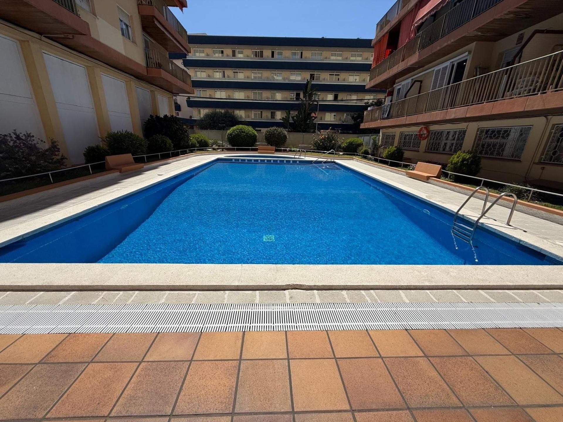 Piscina de Piso en venta en Lloret de Mar con Aire acondicionado, Calefacción y Terraza