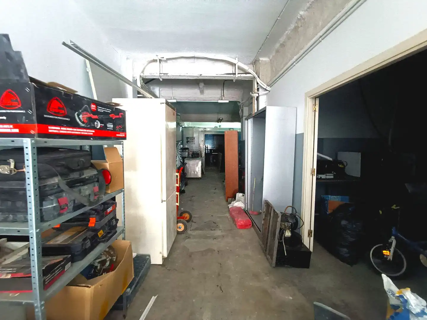 Local en venta en Sant Adrià de Besòs