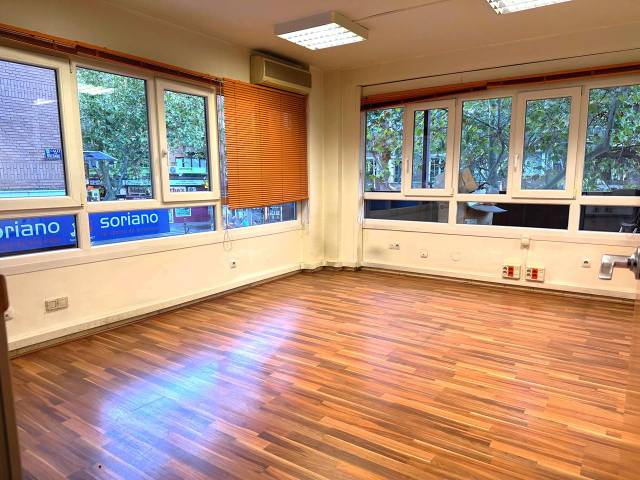 Oficina en Venta en Alcalá en Quintana