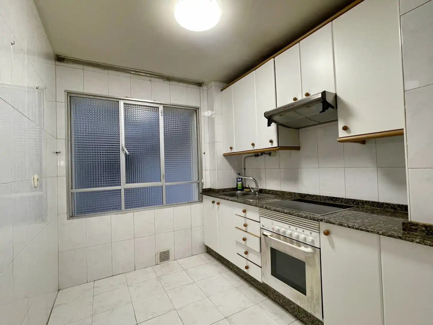 Kitchen of Flat for sale in A Coruña Capital 