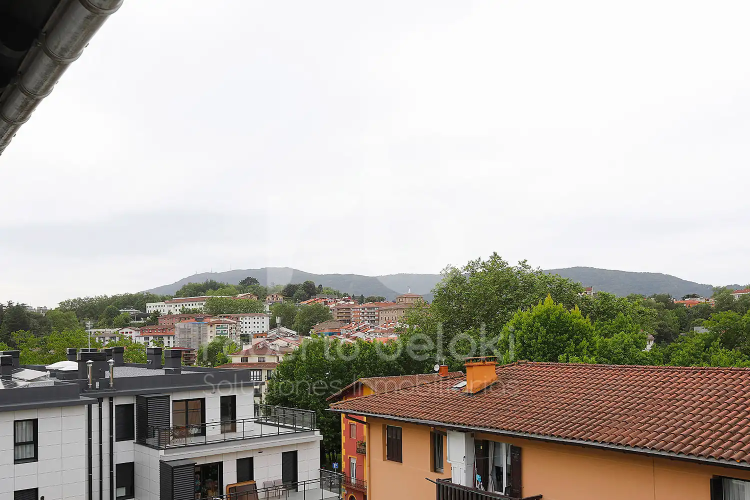 Exterior view of Flat for sale in Irun   with Heating, Terrace and Balcony