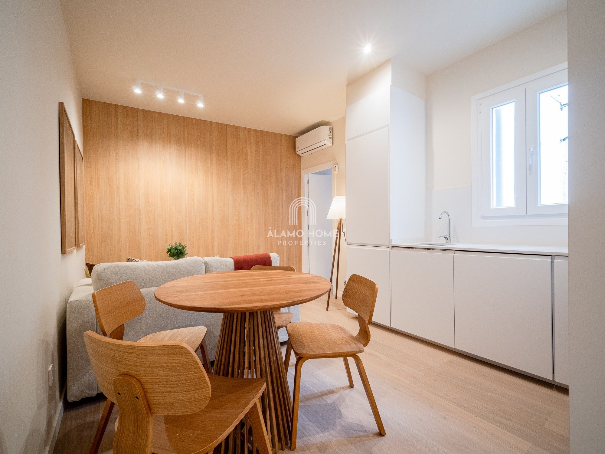 2 hab, 43m² en Jerónimos, Retiro,  Madrid Capital - Image 2