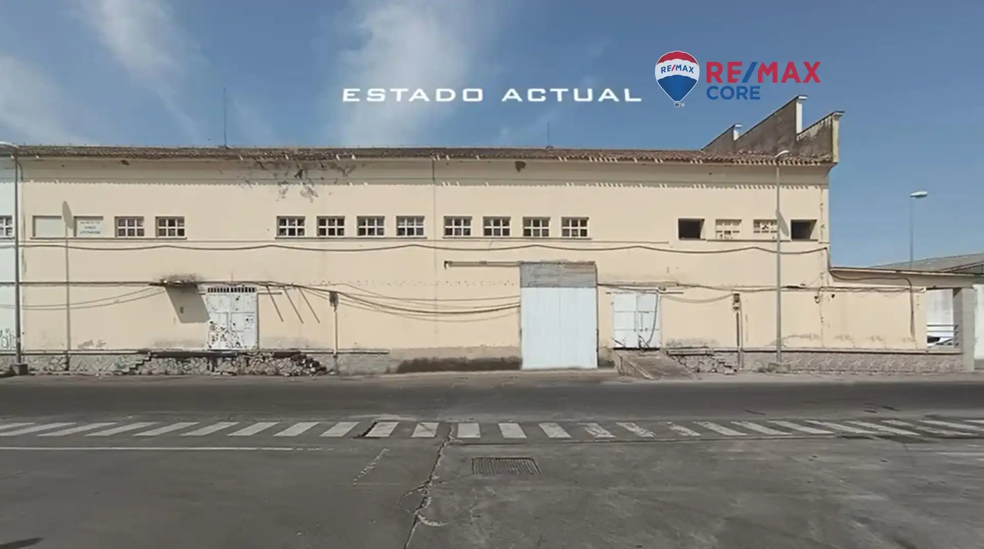 Vista exterior de Nau industrial en venda en Badajoz