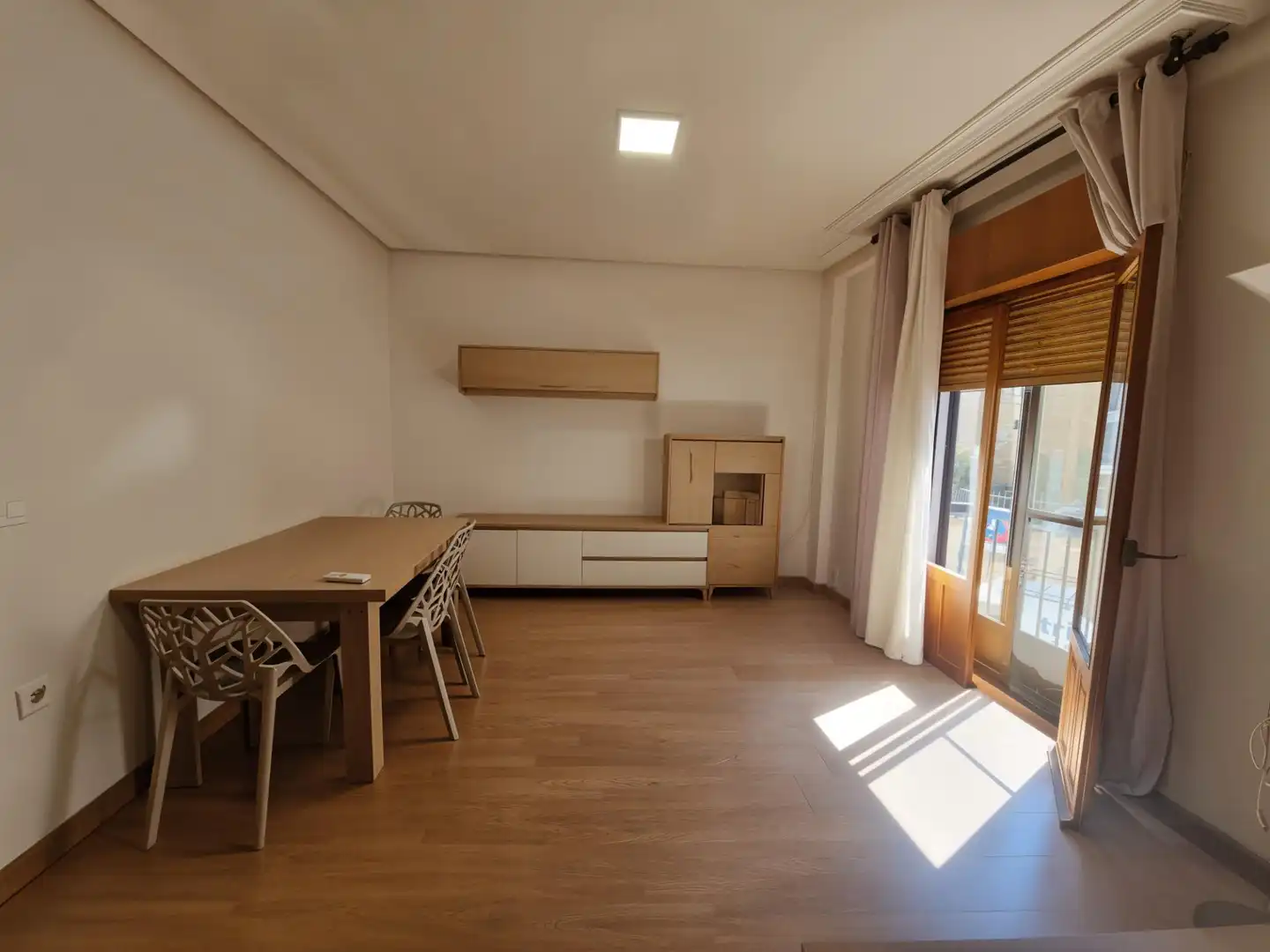 Flat for rent in Calle Calle Chantre,, Centro Ciudad