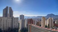 Vista exterior de Apartament en venda en Benidorm amb Aire condicionat, Calefacció i Jardí privat