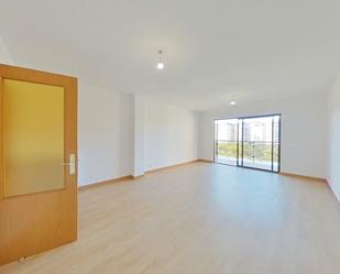 Living room of Flat for sale in  Madrid Capital  with Heating, Terrace and Oven