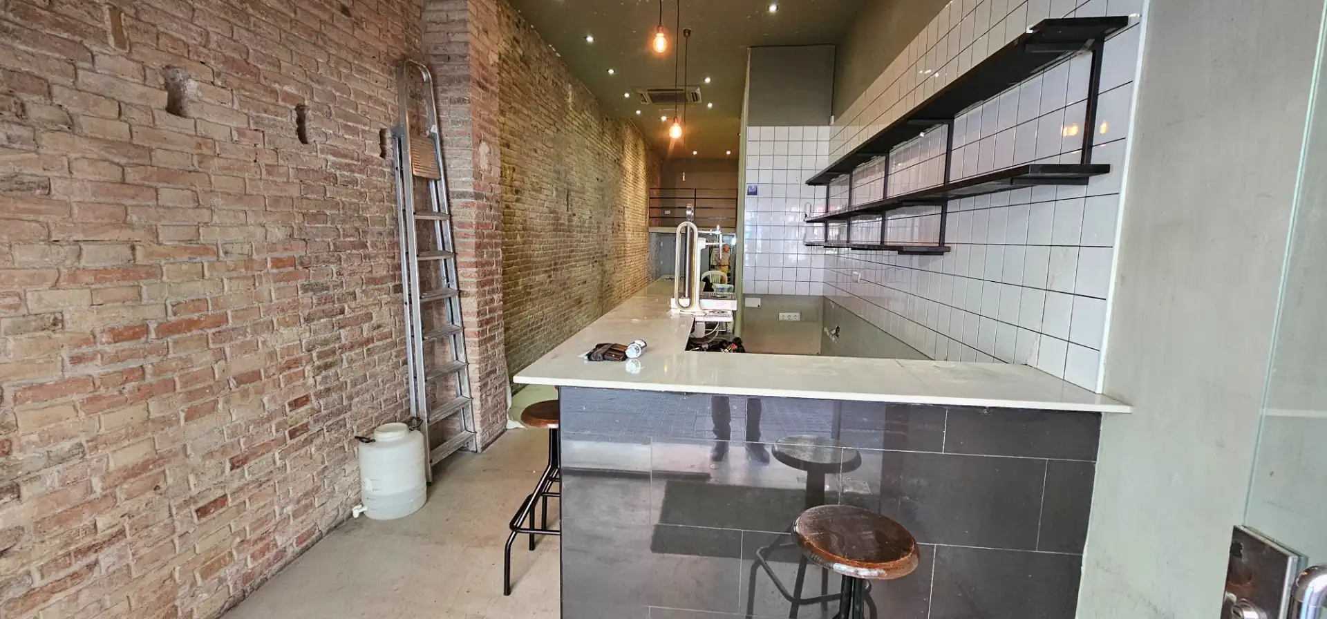 Cocina de Local en venta en Barcelona con Aire acondicionado, Terraza y Amueblado