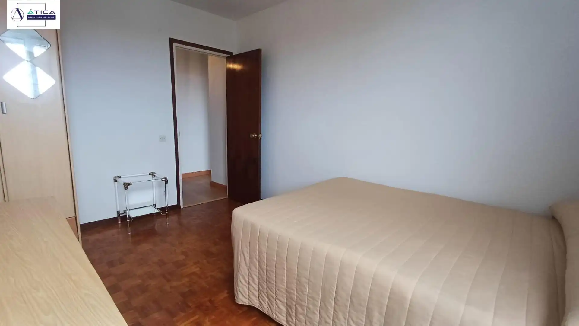 Bedroom of Flat for sale in Santander  with Parquet flooring and Terrace