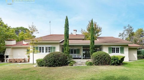 INMEJORABLE CHALET INDEPENDIENTE DE 6 HABITACIONES EN LAS LOMAS BOADILLA DEL MONTE, imatge 3