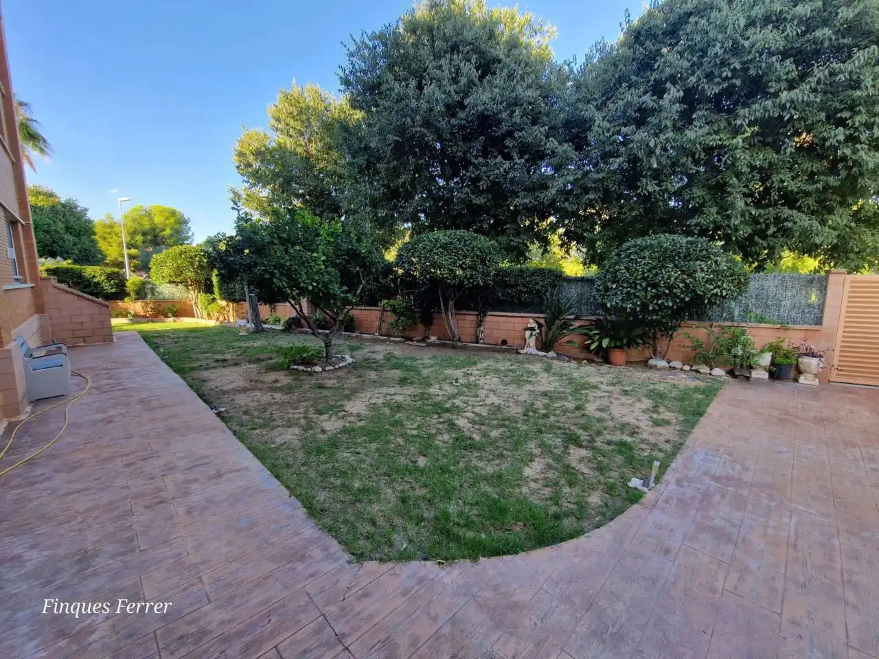 Jardín de Piso de alquiler en Cubelles con Aire acondicionado, Calefacción y Jardín privado