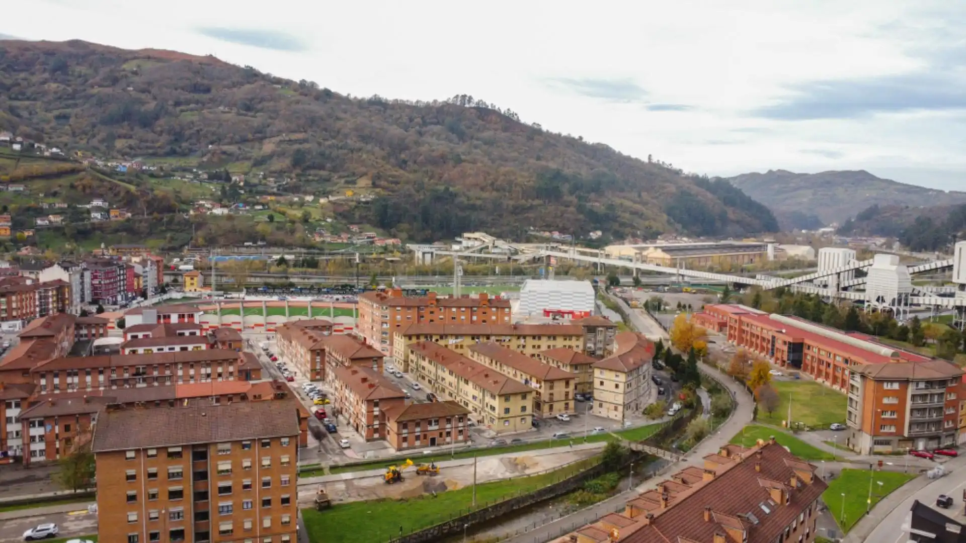 Vista exterior de Residencial en venta en Mieres (Asturias)
