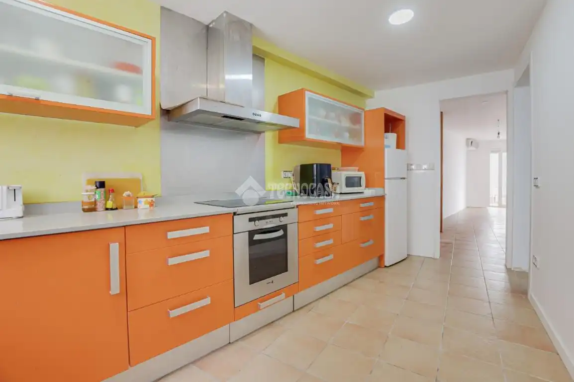 Cocina de Casa adosada en venta en Terrassa con Aire acondicionado, Terraza y Trastero