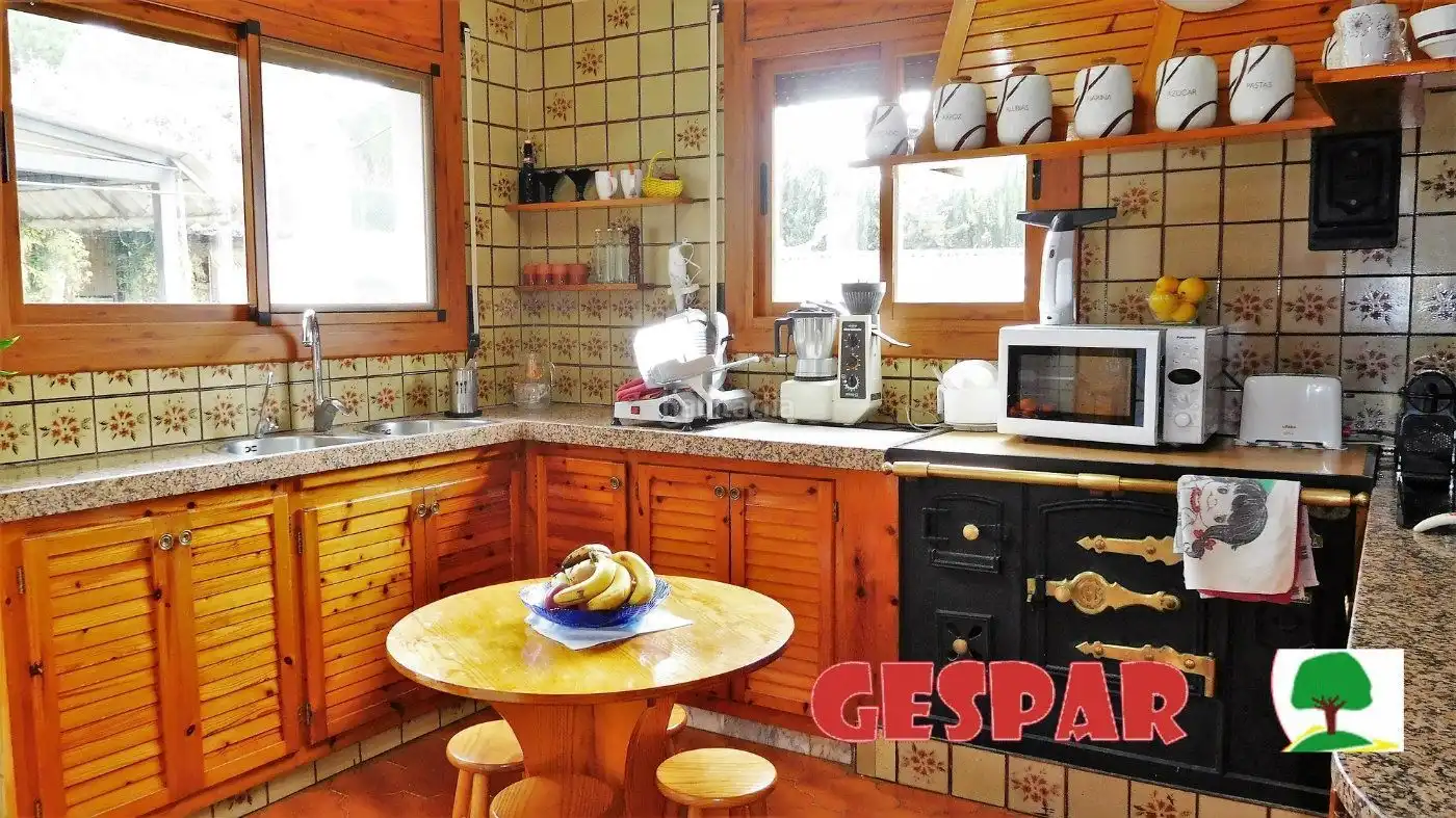Cocina de Casa o chalet en venta en Bigues i Riells del Fai con Piscina