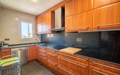 Cuina de Casa adosada en venda en Alcarràs amb Aire condicionat, Calefacció i Parquet