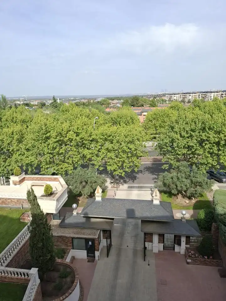 Exterior view of Duplexes for sale in Majadahonda  with Air Conditioner, Private garden and Terrace