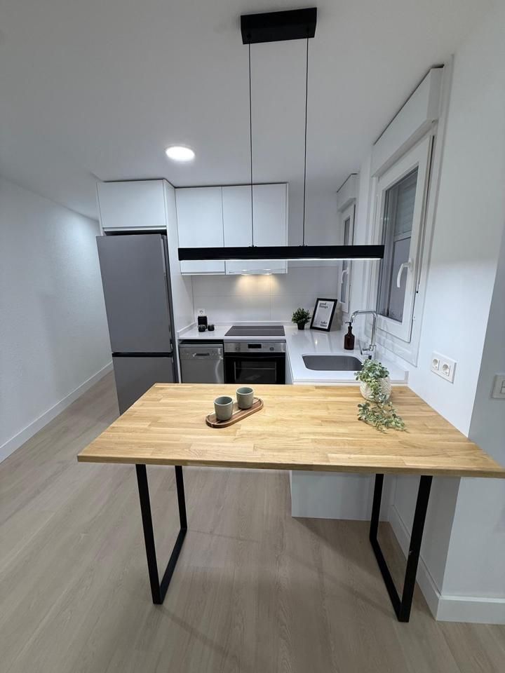 Flat to rent in De Emilio Castelar, La Granja