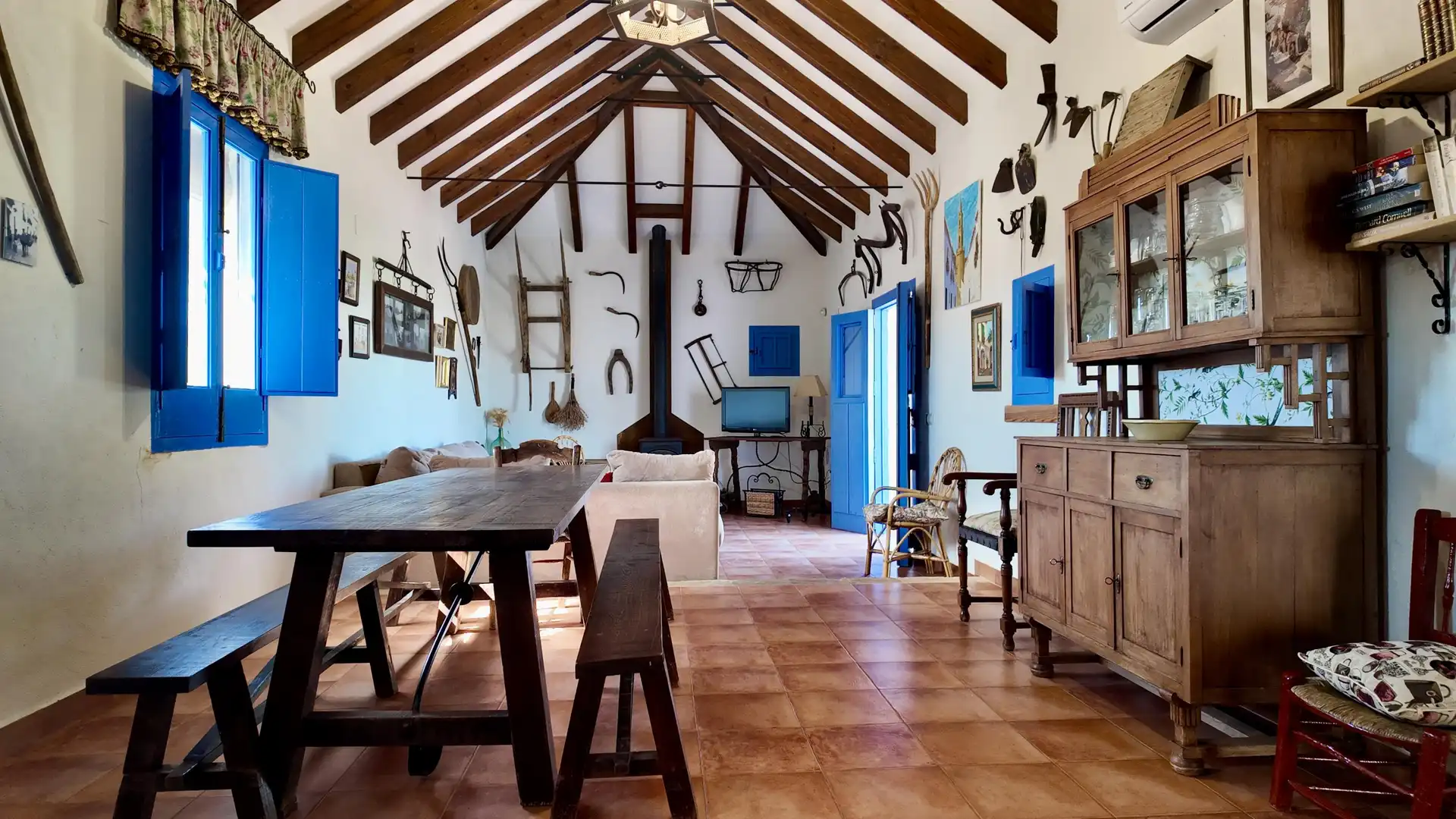 Comedor de Finca rústica en venta en Santaella con Aire acondicionado, Jardín privado y Terraza