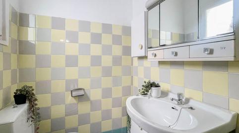 Foto 5 de Piso en venta en Calle Pedro Cabanes, 8, Torrefiel, Valencia
