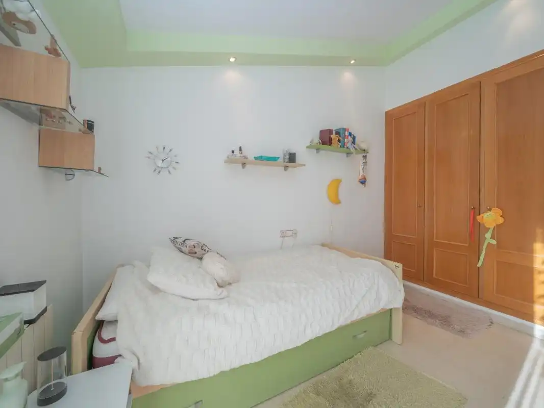 Dormitori de Casa o xalet en venda en Mutxamel amb Calefacció, Jardí privat i Terrassa