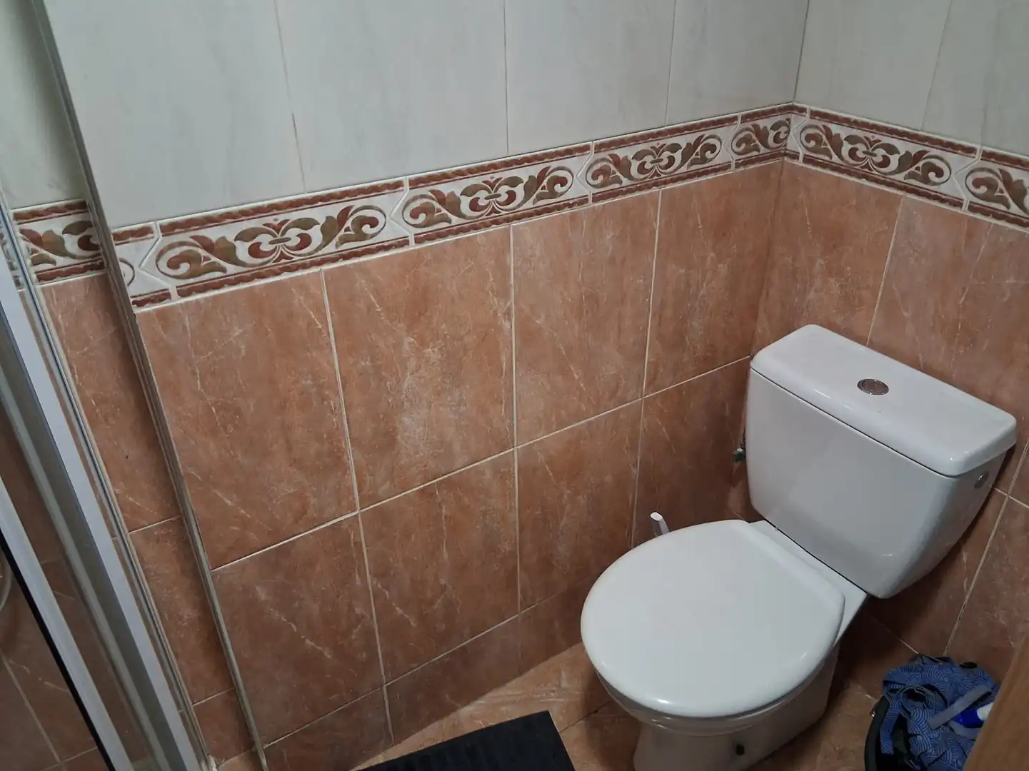 Bathroom of Flat for sale in Gijón   with Heating and Furnished
