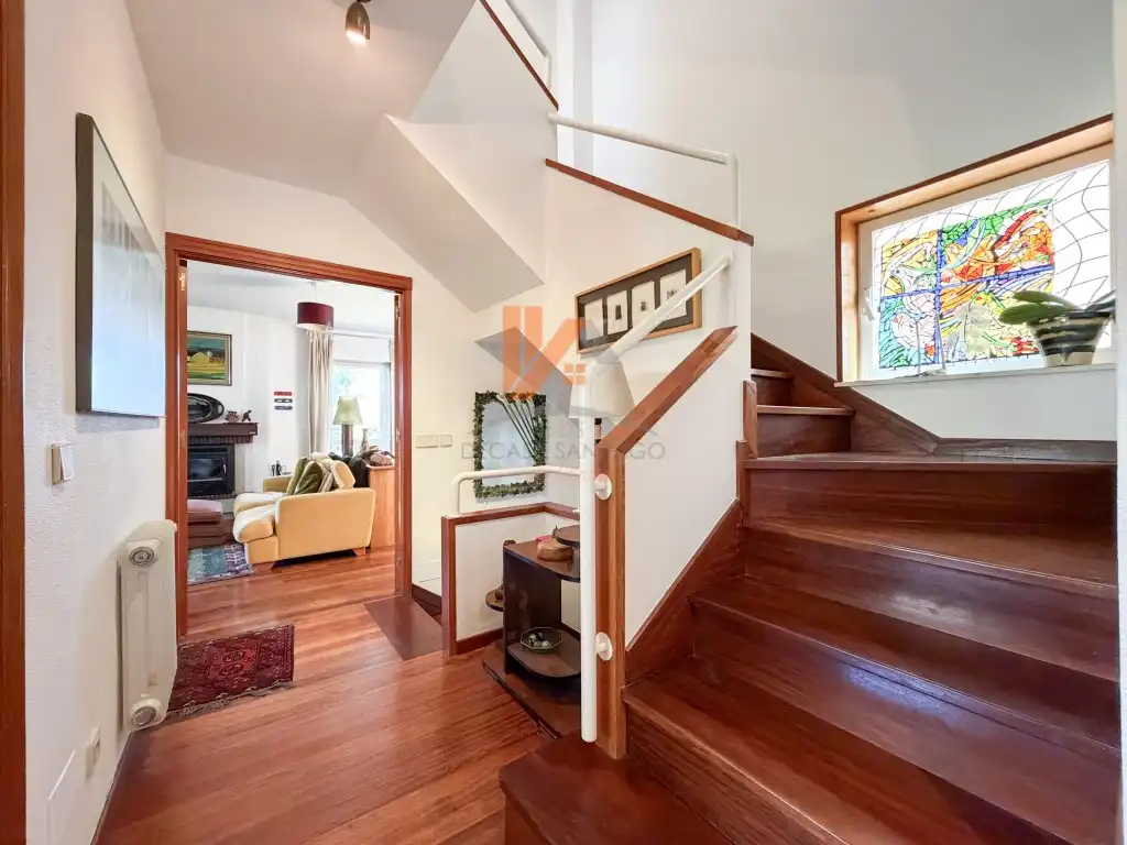 Casa adosada en venta en Brión con Jardín privado, Trastero y Horno