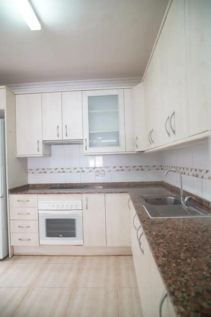 Kitchen of Flat for sale in La Unión  with Furnished and Community pool