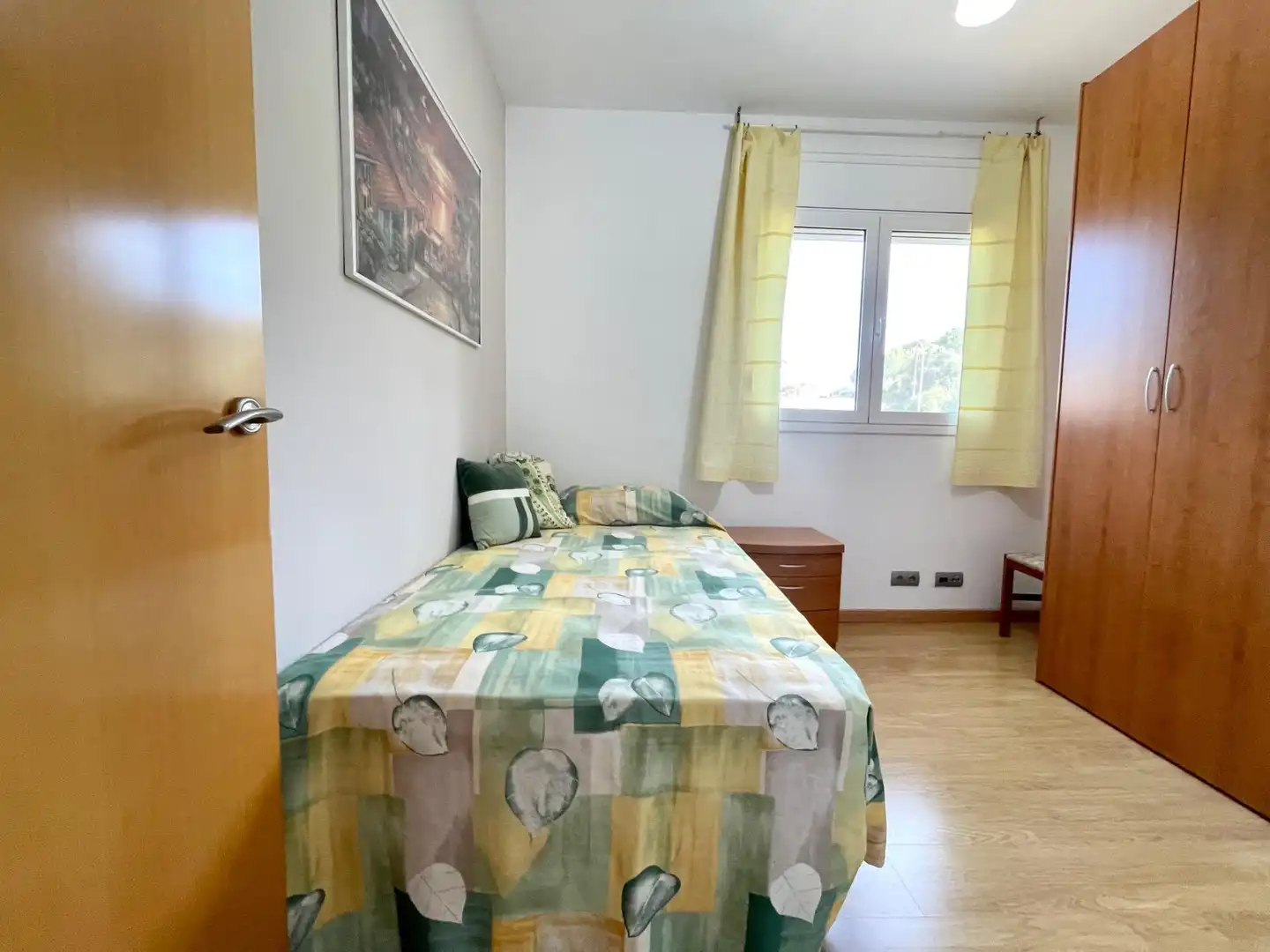 Dormitori de Casa o xalet en venda en El Vendrell amb Aire condicionat, Jardí privat i Terrassa