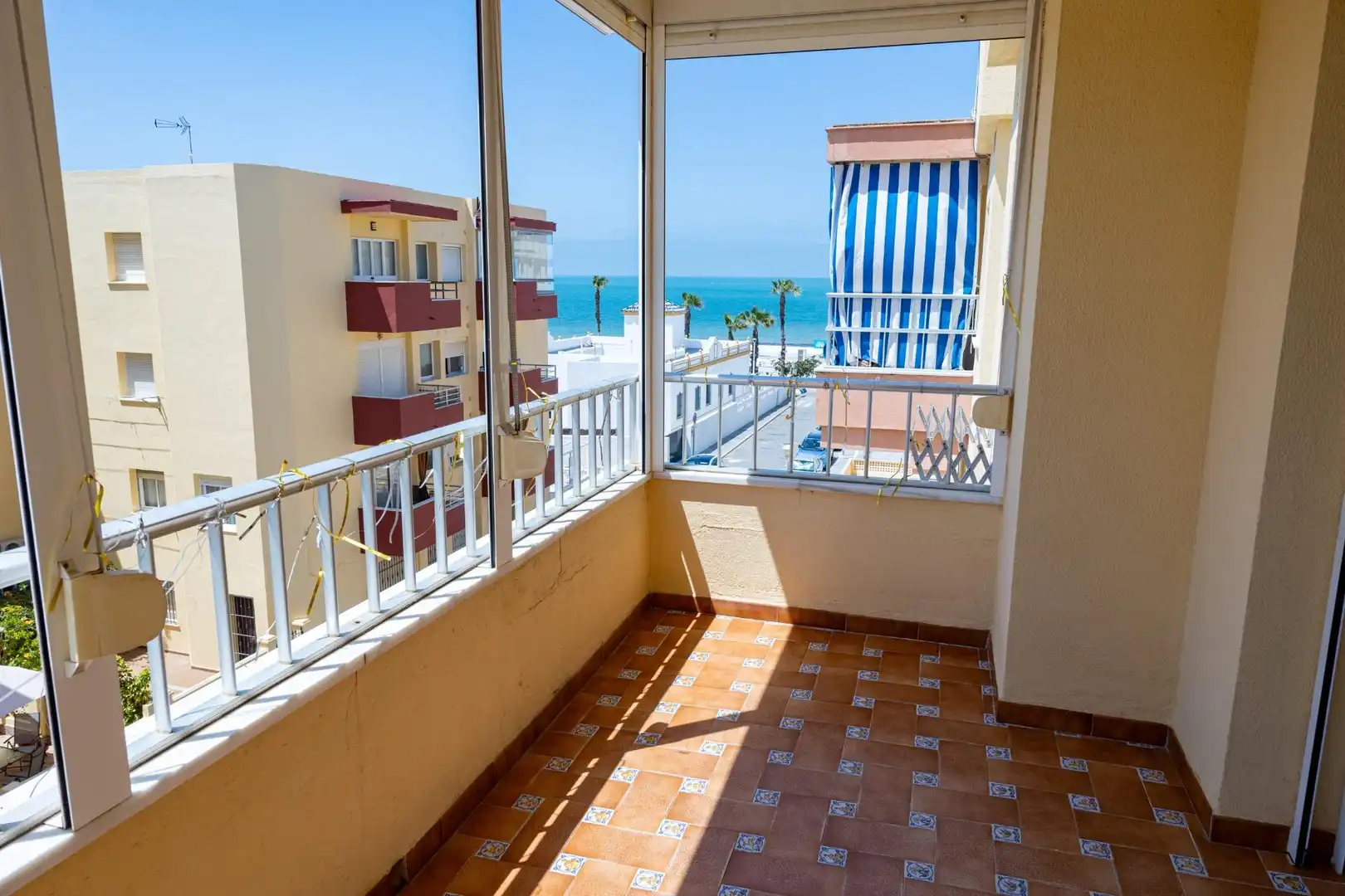 Flat for sale in Calle RAMON Y CAJAL, Playa de la Regla