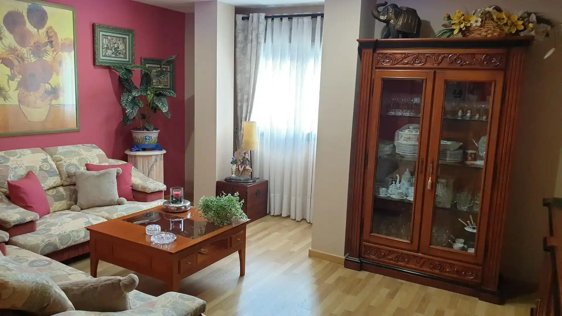 Sala de estar de Dúplex en venta en Torredonjimeno con Aire acondicionado y Balcón