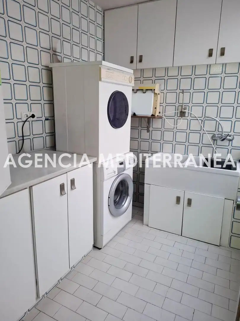 Cuina de Pis en venda en Oliva amb Traster i Balcó