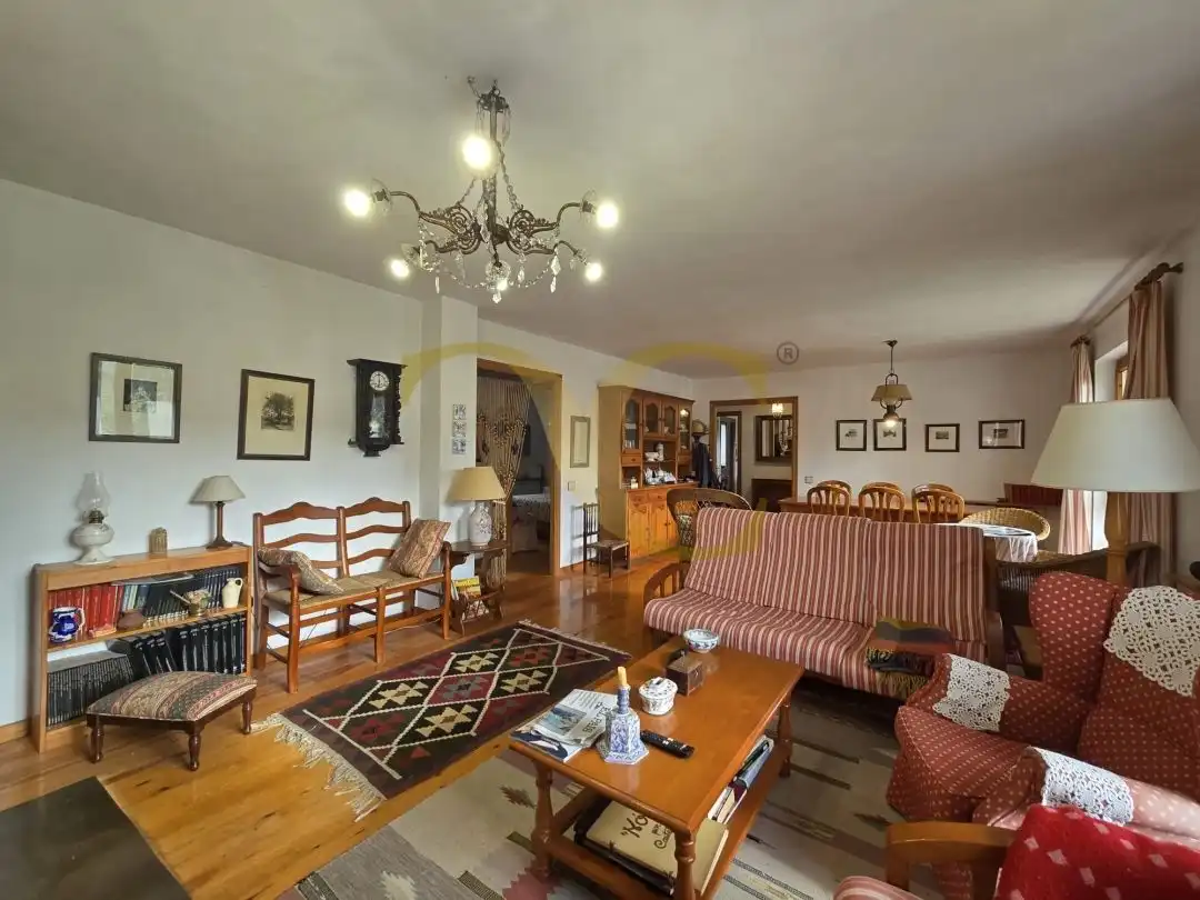 Sala de estar de Casa o chalet en venta en Llanes con Calefacción, Jardín privado y Terraza