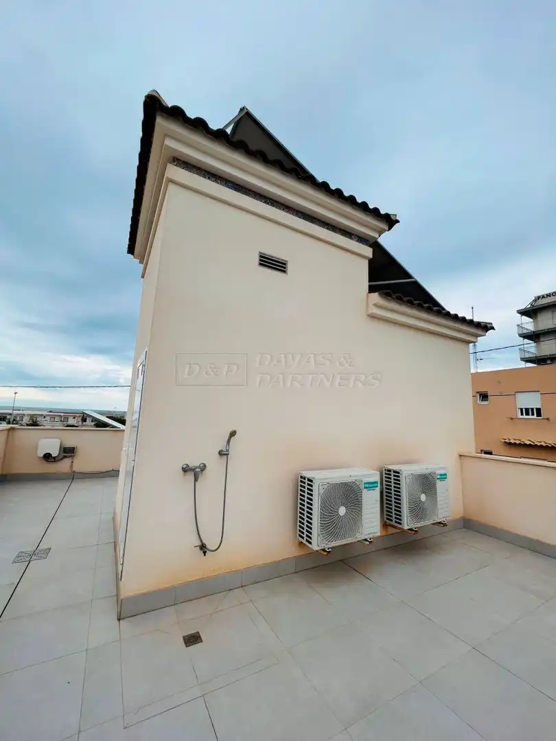 Casa amb terrassa en venda a alfredo nobel 147, imagen 75